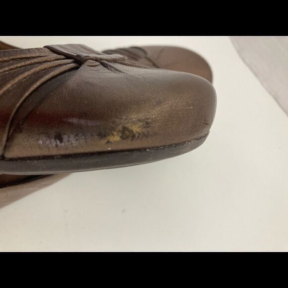 BARE TRAPS, Narizona Style, gold color, 7.5 flats, slip on, leather/man-made - Picture 7 of 15